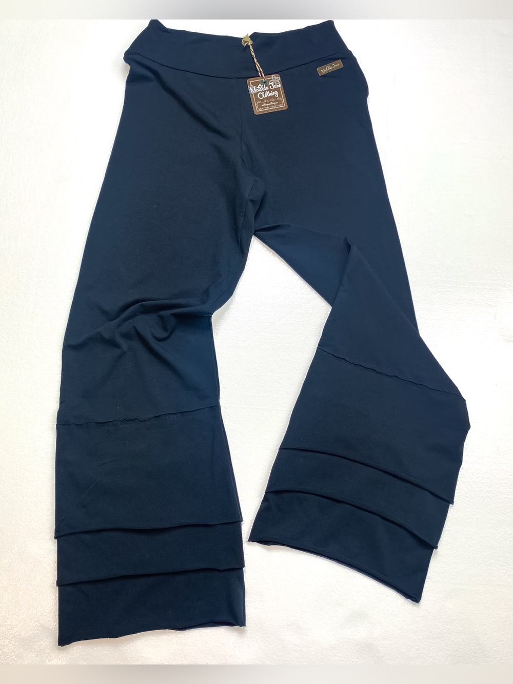 Matilda Jane Women’s Navy Finn Pants Size Medium NWT